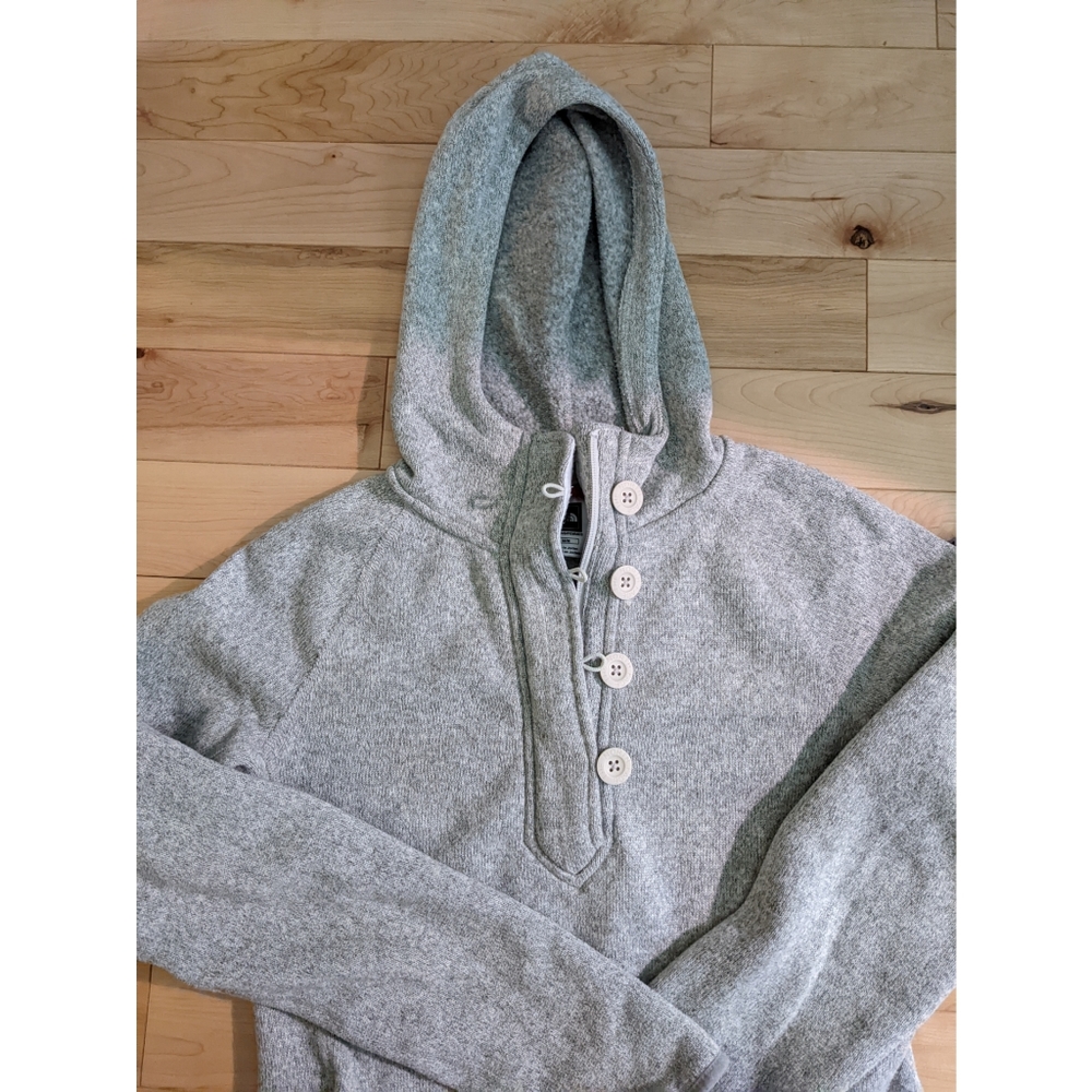 North Face fleece pullover
